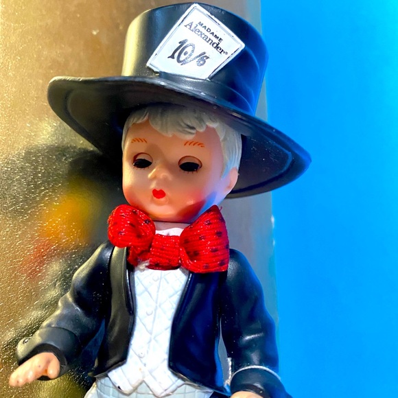 ALICE IN WONDERLAND MAD HATTER VTG 2010 McDONALD’S MADAME ALEXANDER #4 TOY 5” - Picture 3 of 8
